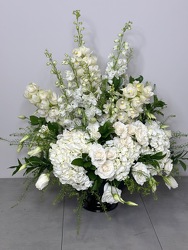 Linen from Metropolitan Plant & Flower Exchange, local NJ florist